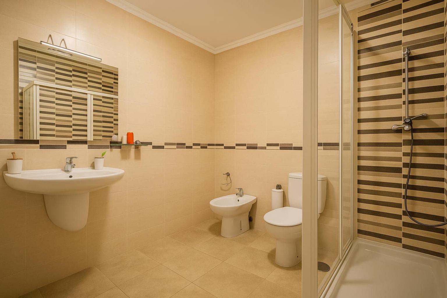 Elara Hotel Viveiro Bagian luar foto