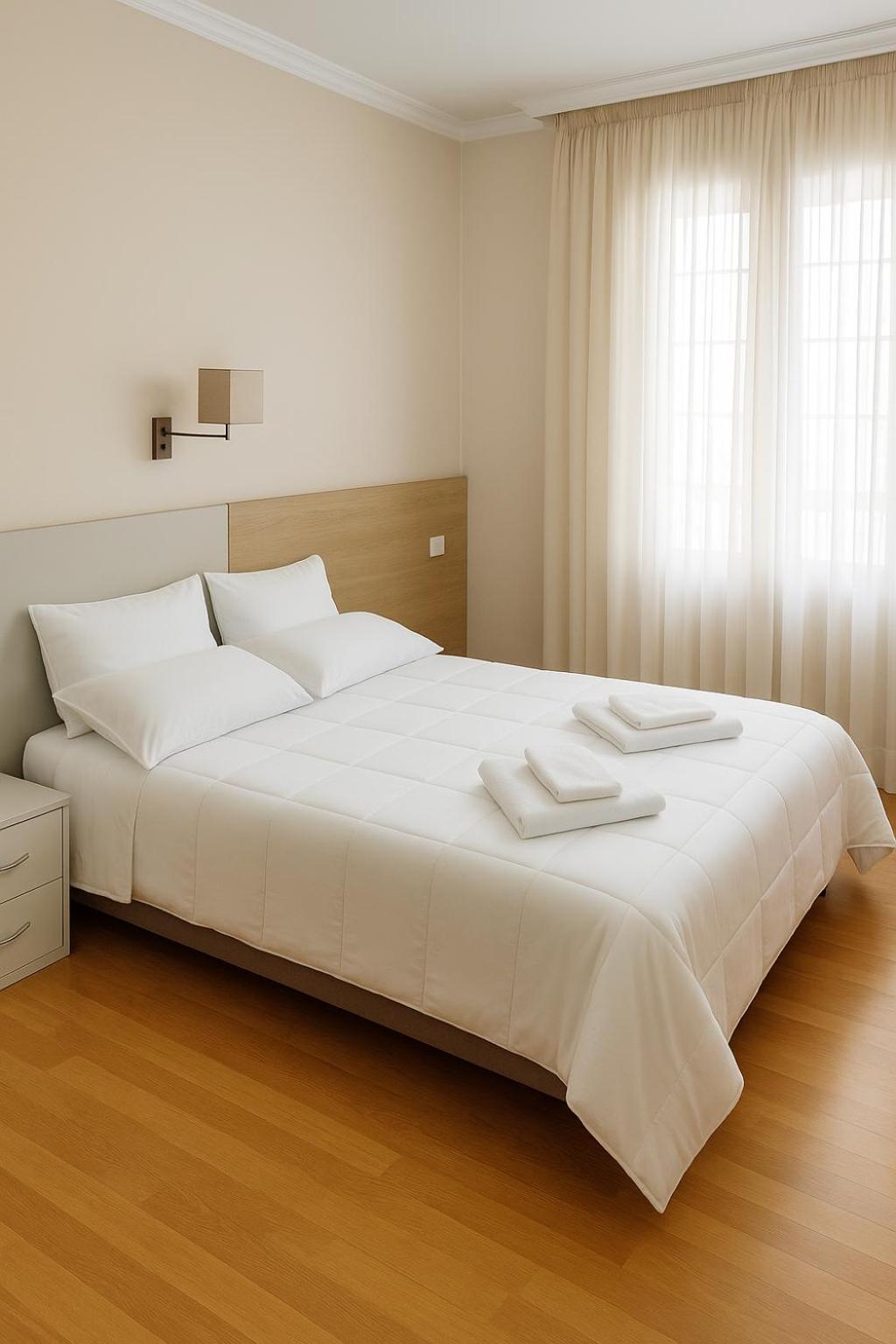 Elara Hotel Viveiro Bagian luar foto